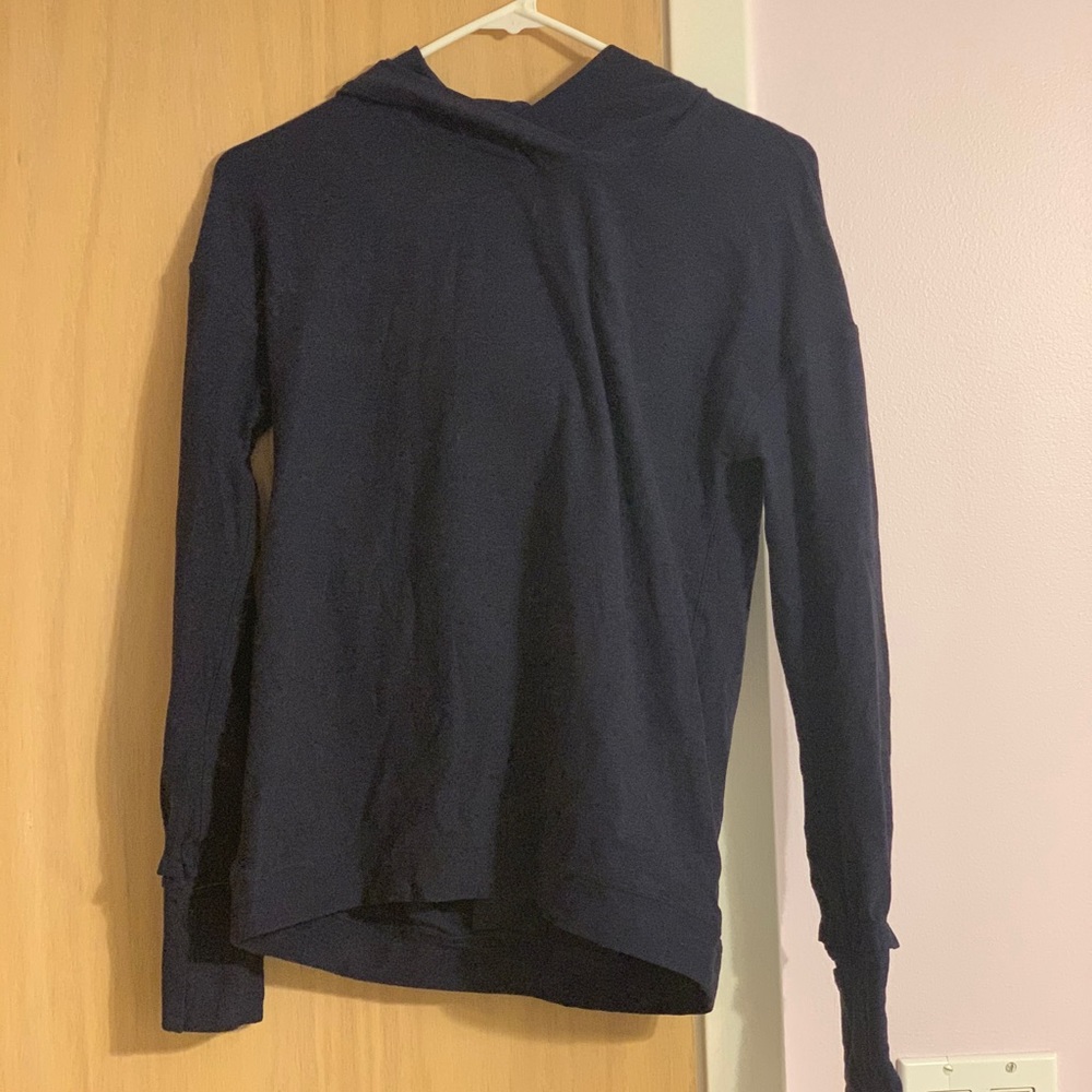 Lululemon pullover